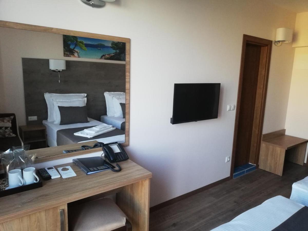 Hotel Vanilla, Varna - Free Parking Exterior photo
